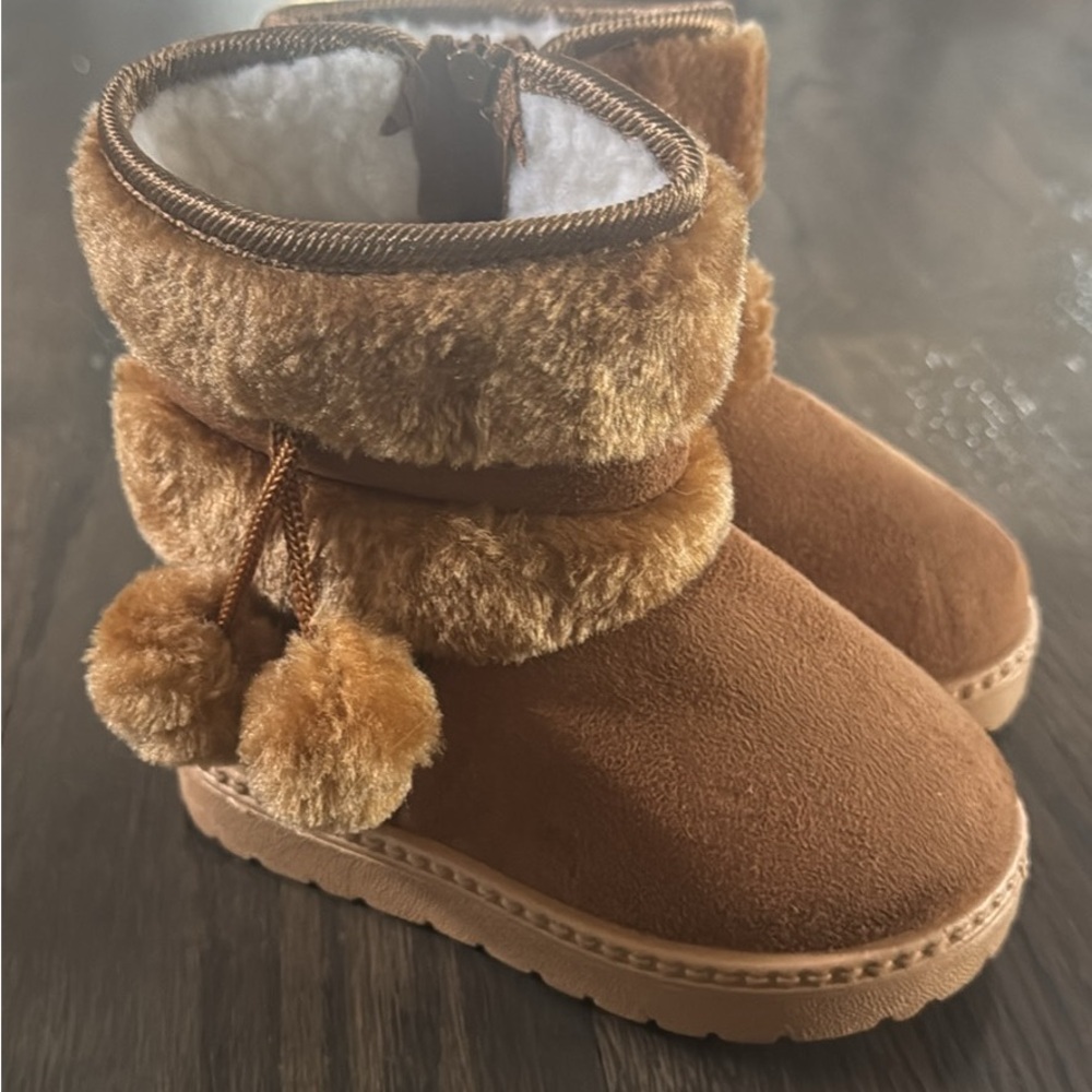 Cozy Faux Fur Pom-Pom Winter Boots - Brown